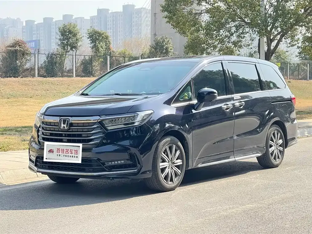 Honda Odyssey — фото 1