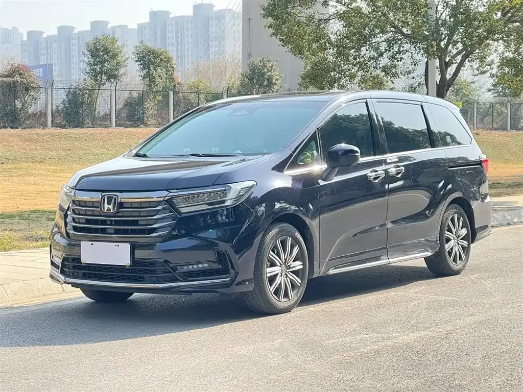 Honda Odyssey — фото 9