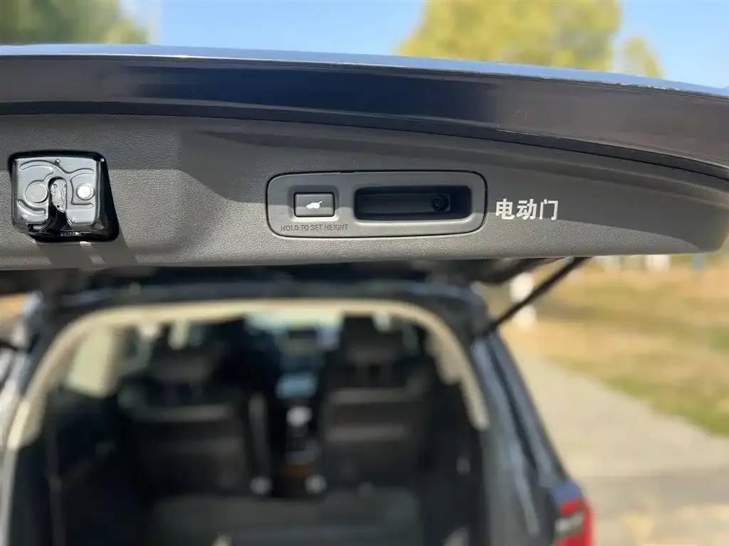 Honda Odyssey — фото 2