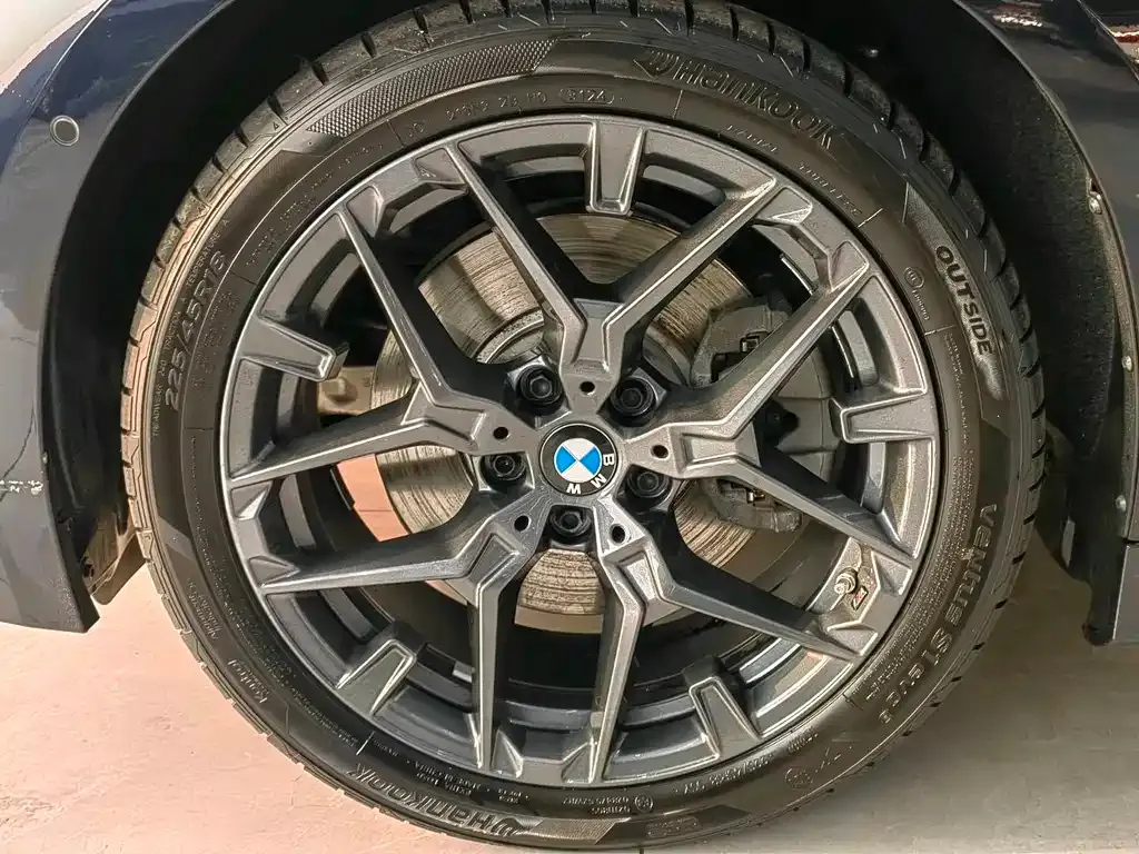 BMW 3 Series 2024 из CN, фото 4