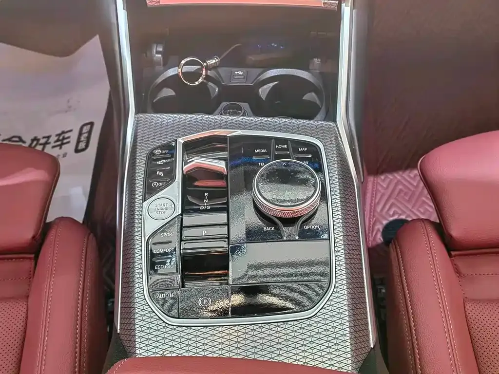 BMW 3 Series 2024 из CN, фото 8