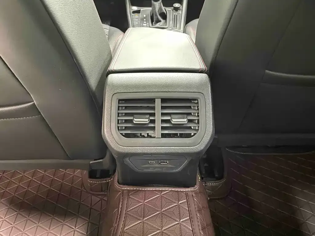 Volkswagen Lavida 2022 из CN, фото 8