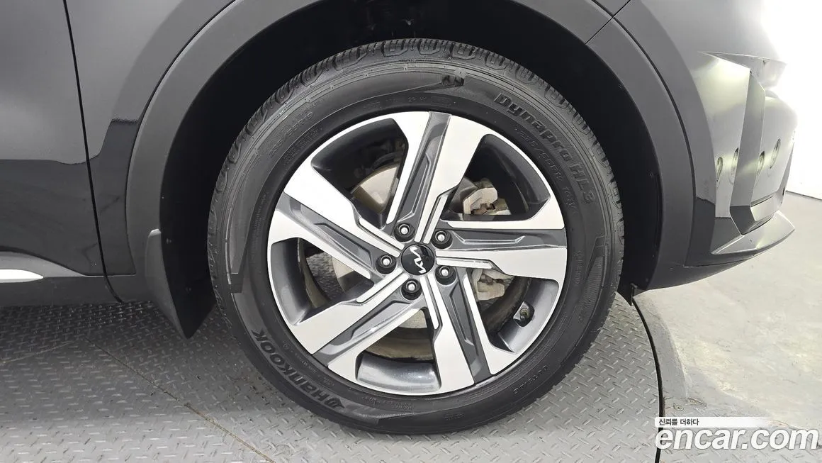 Kia Sorento — фото 10