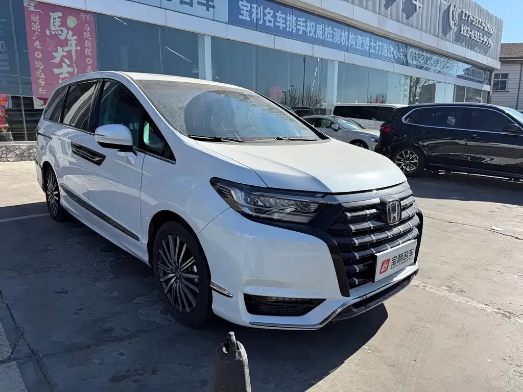 Honda Elysion 2022 из CN, фото 6
