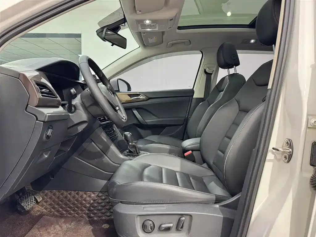 Volkswagen Tharu 2023 из CN, фото 9