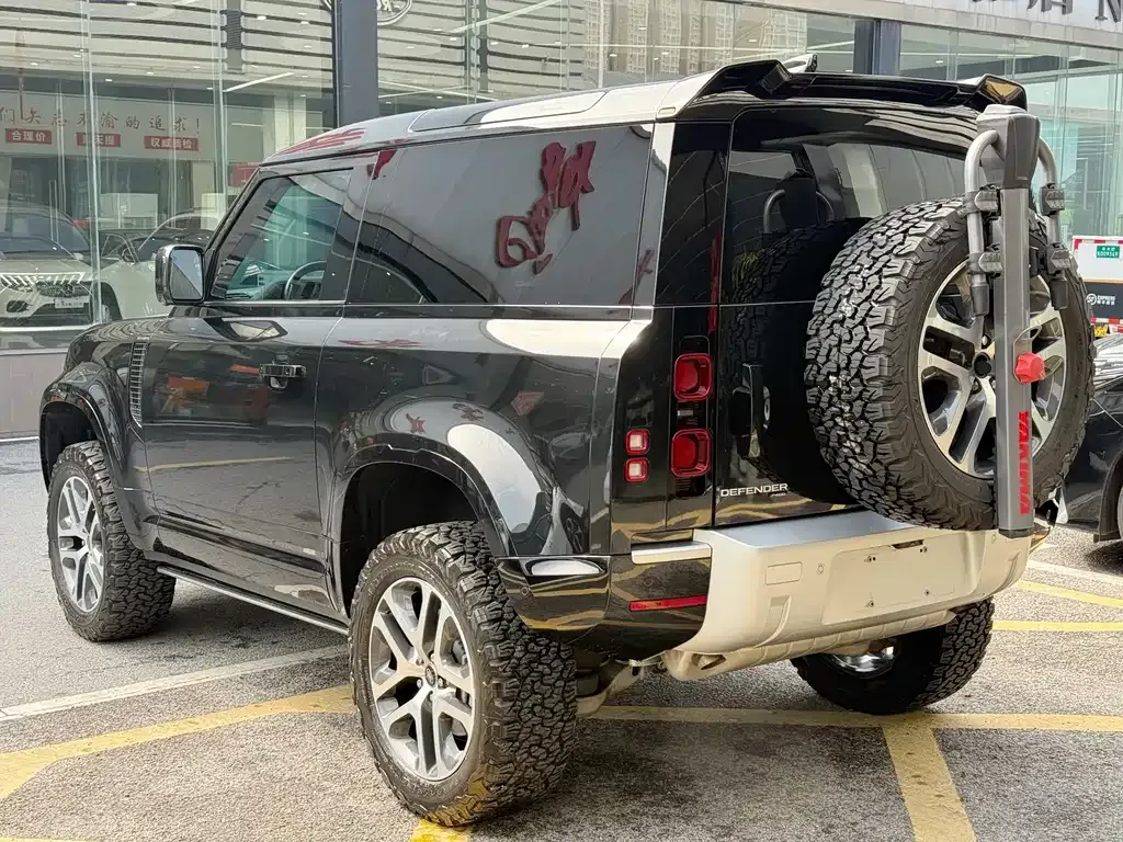 Land Rover Defender — фото 9