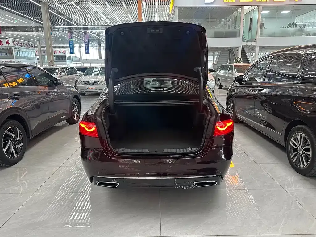 Jaguar XFL 2021 из CN, фото 4