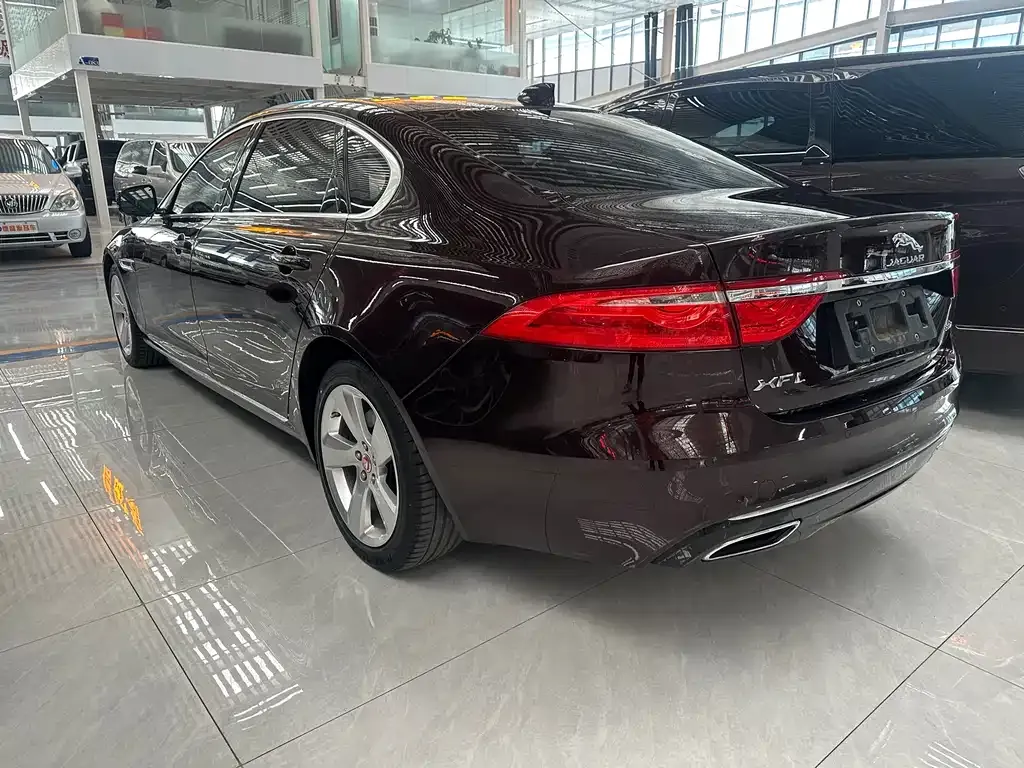 Jaguar XFL 2021 из CN, фото 9