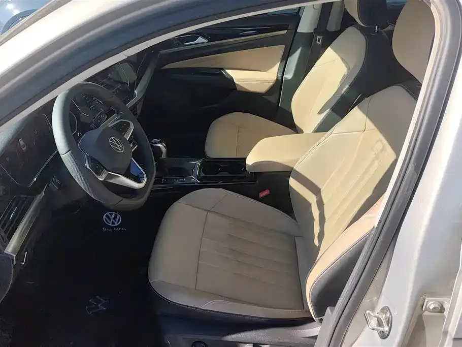 Volkswagen Passat 2022 из CN, фото 8