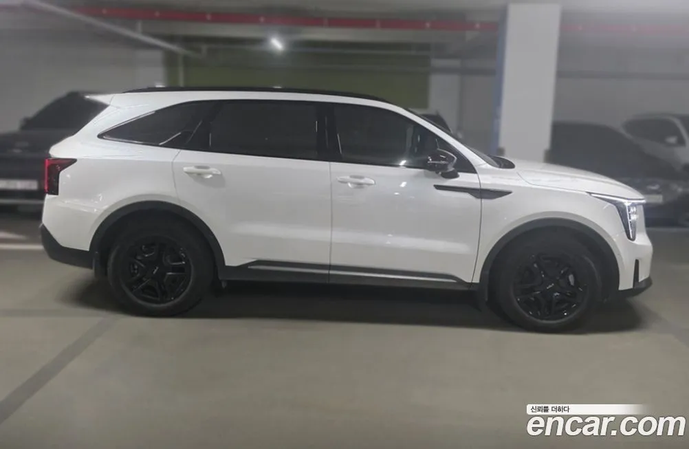 Kia Sorento — фото 4