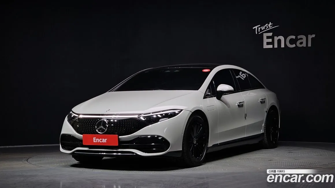 Mercedes-Benz EQS