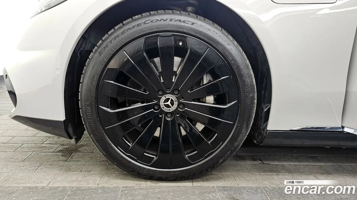 Mercedes-Benz EQS 2023 из KR, фото 3