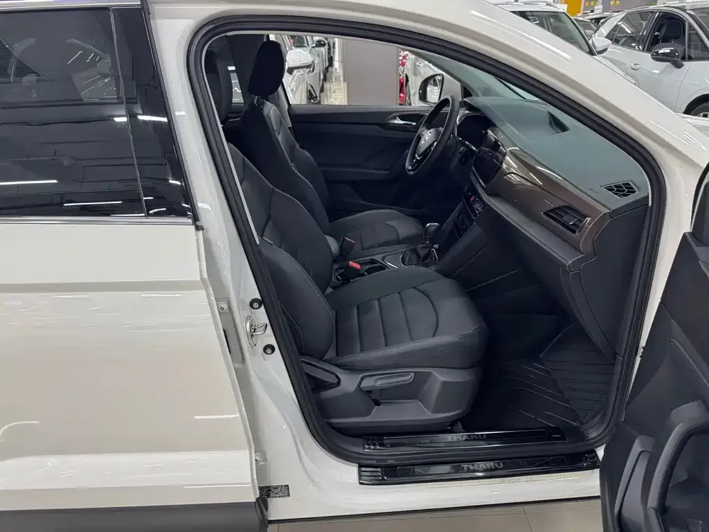 Volkswagen Tharu 2022 из CN, фото 10