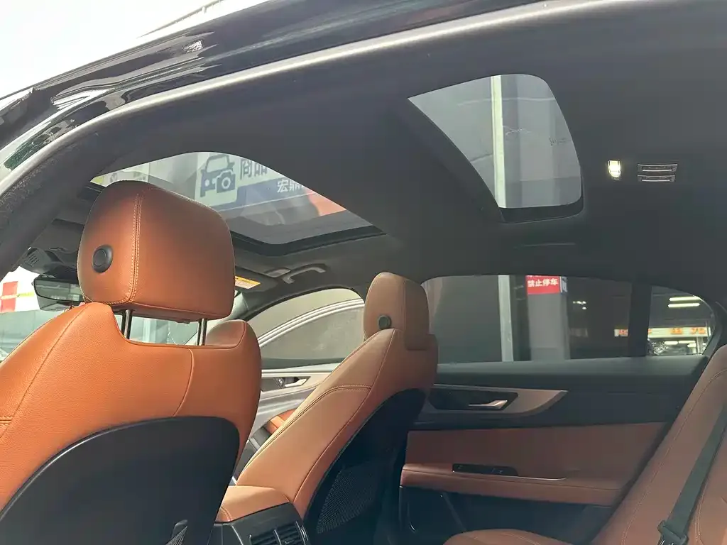 Jaguar XEL 2022 из CN, фото 3