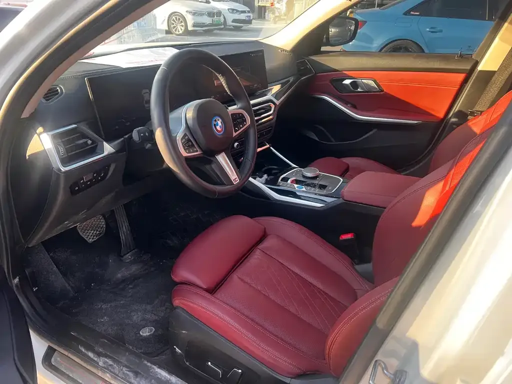BMW i3 — фото 5