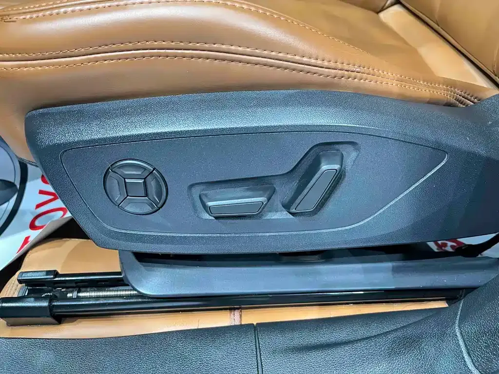Audi Q3 — фото 9