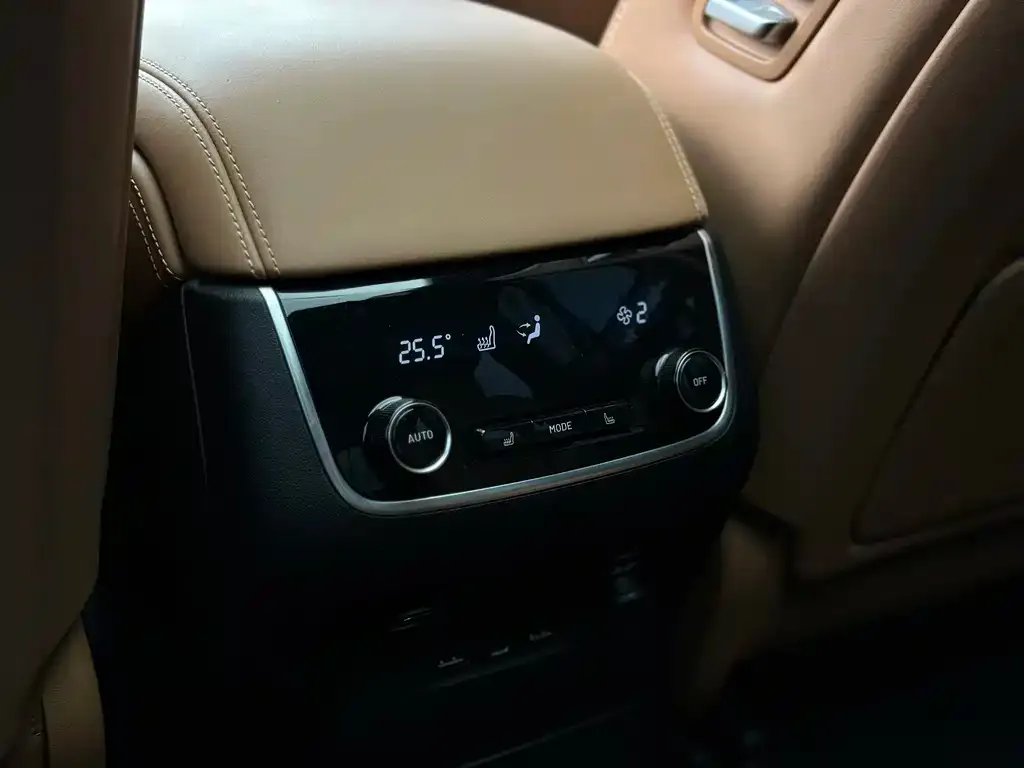 Li Auto ONE 2022 из CN, фото 4