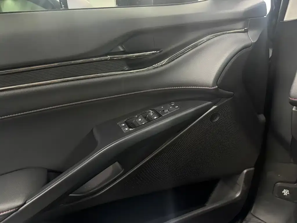 Ford Mondeo 2023 из CN, фото 3
