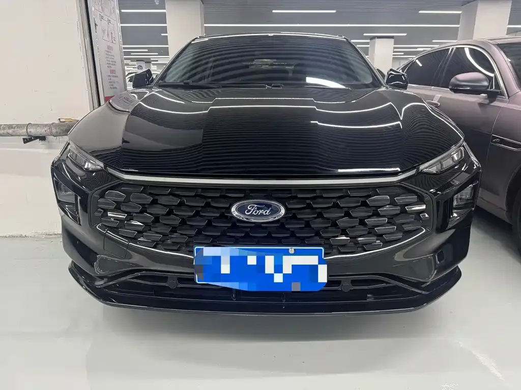 Ford Mondeo 2023 из CN, фото 9