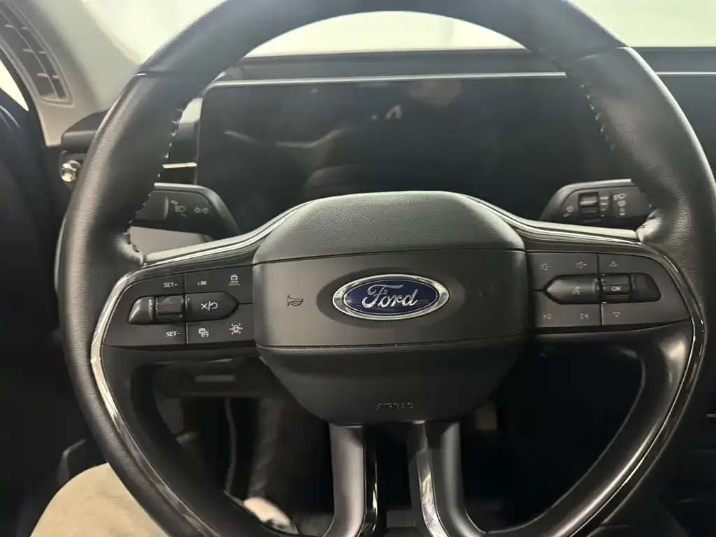Ford Mondeo 2023 из CN, фото 4