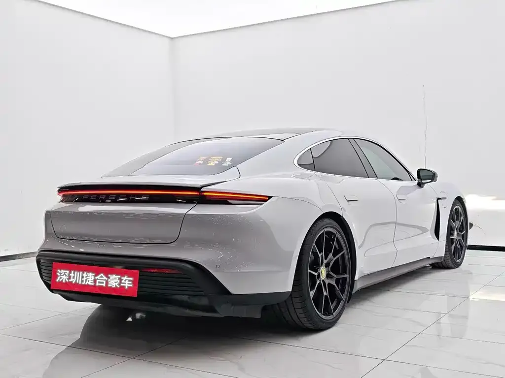 Porsche Taycan 2024 из CN, фото 7