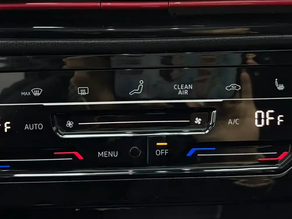 Volkswagen Lavida 2023 из CN, фото 3