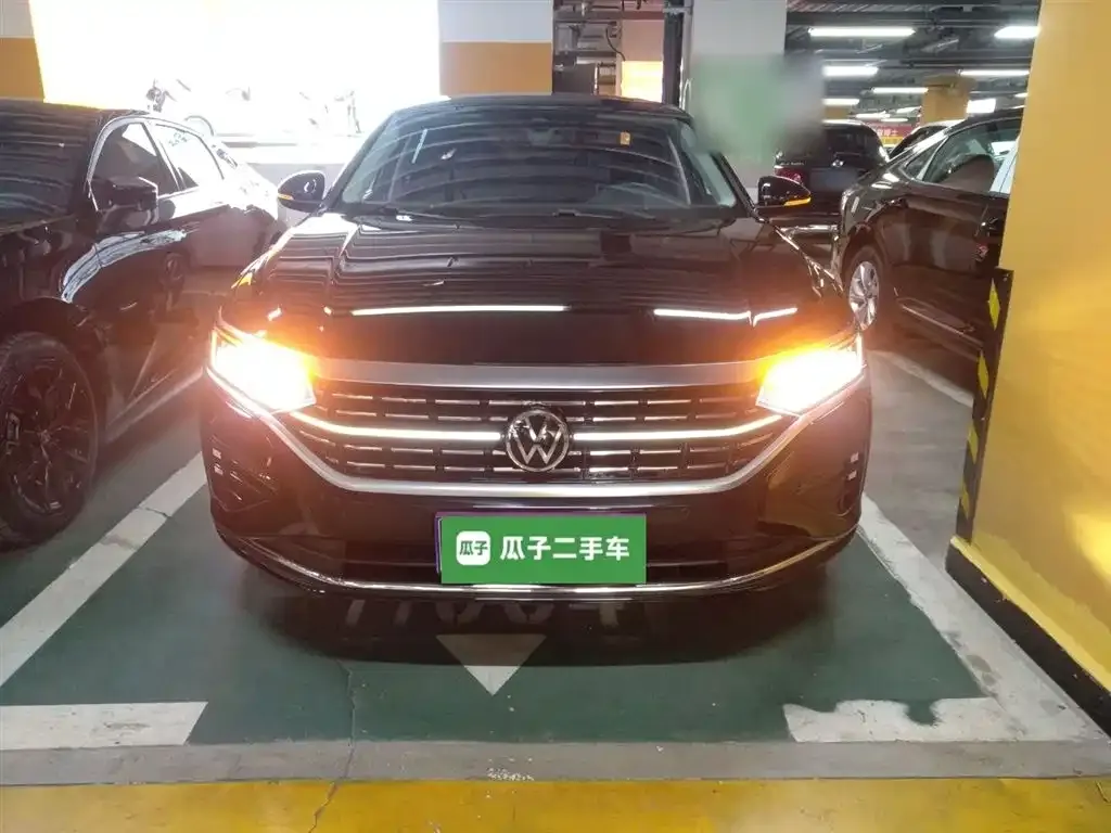 Volkswagen Passat 2022 из CN, фото 10