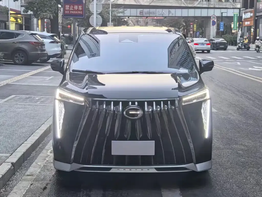 GAC Motor Trumpchi M8 — фото 10