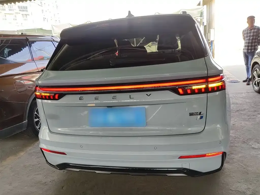 Geely Xingyue L — фото 2