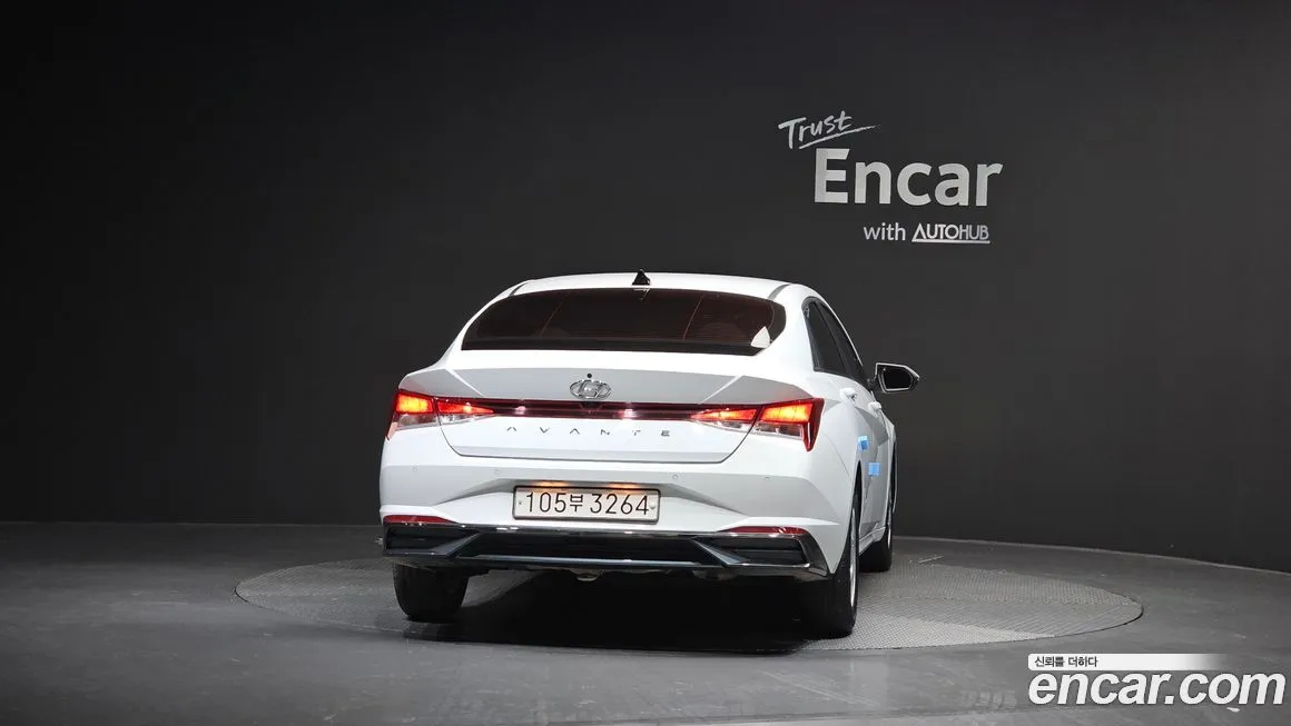 Hyundai AVANTE — фото 2