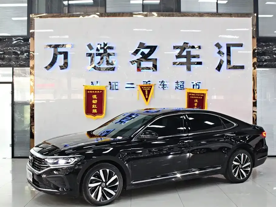 Volkswagen Passat — фото 1