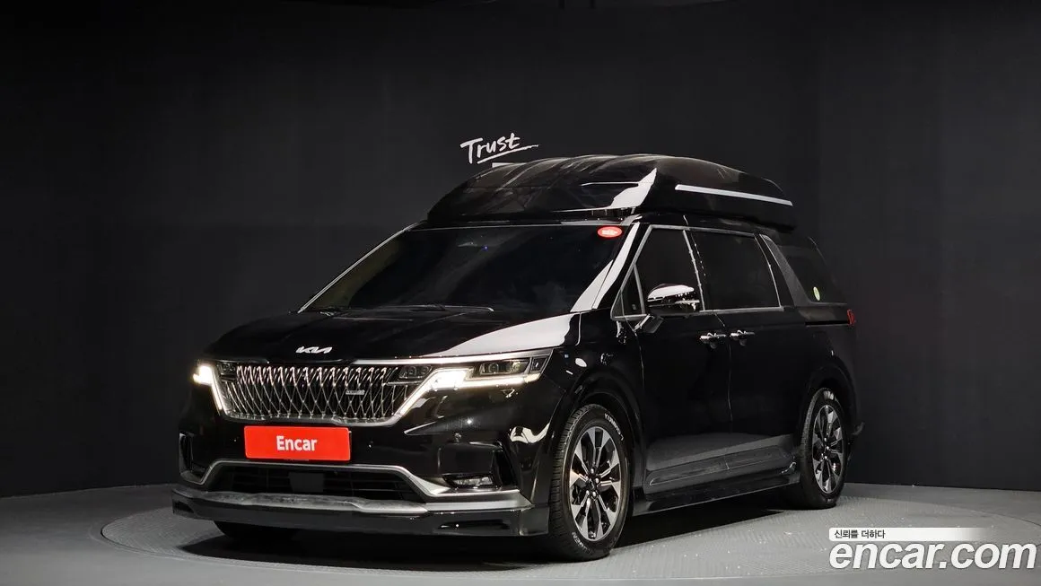 Kia Carnival — фото 1