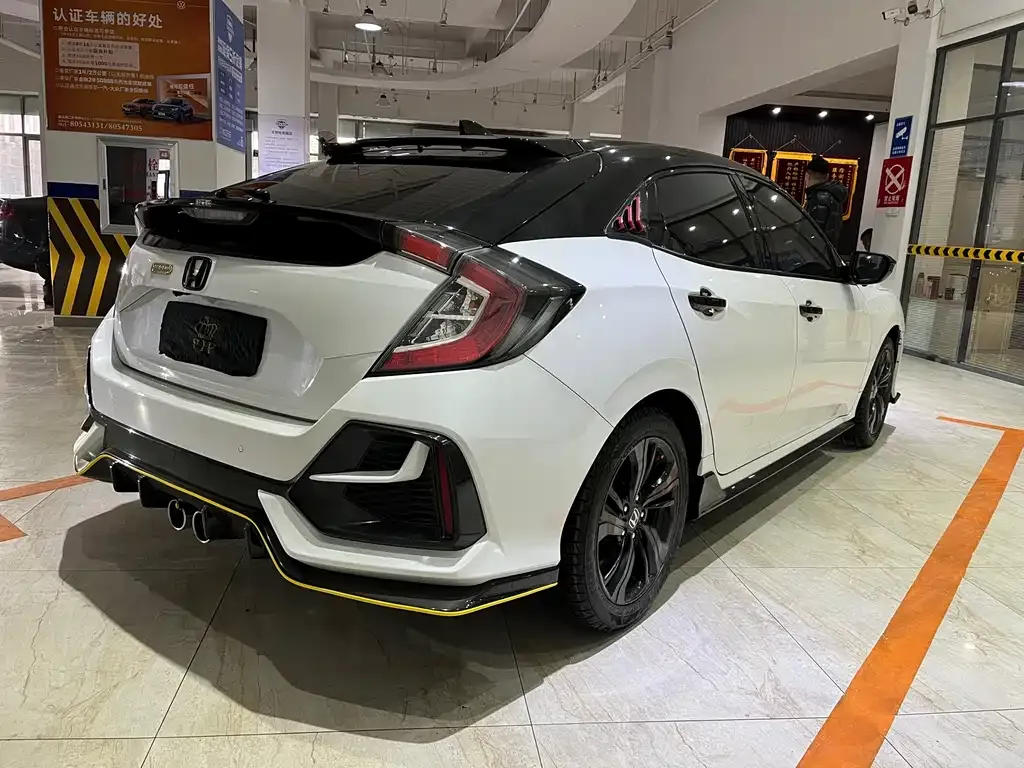 Honda Civic 2022 из CN, фото 2