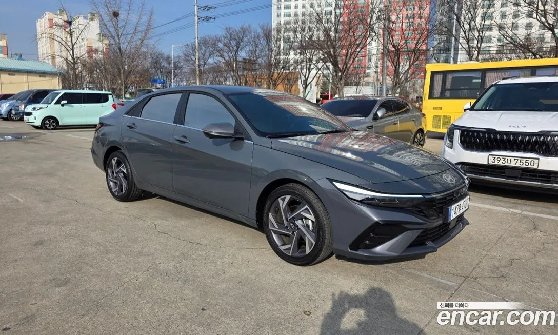 Hyundai AVANTE — фото 10