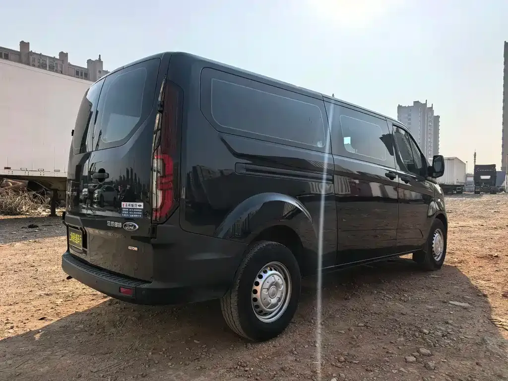 Ford Transit 2024 из CN, фото 5