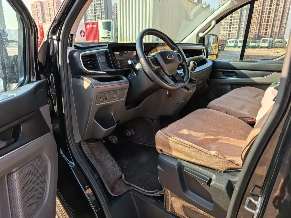 Ford Transit 2024 из CN, фото 3