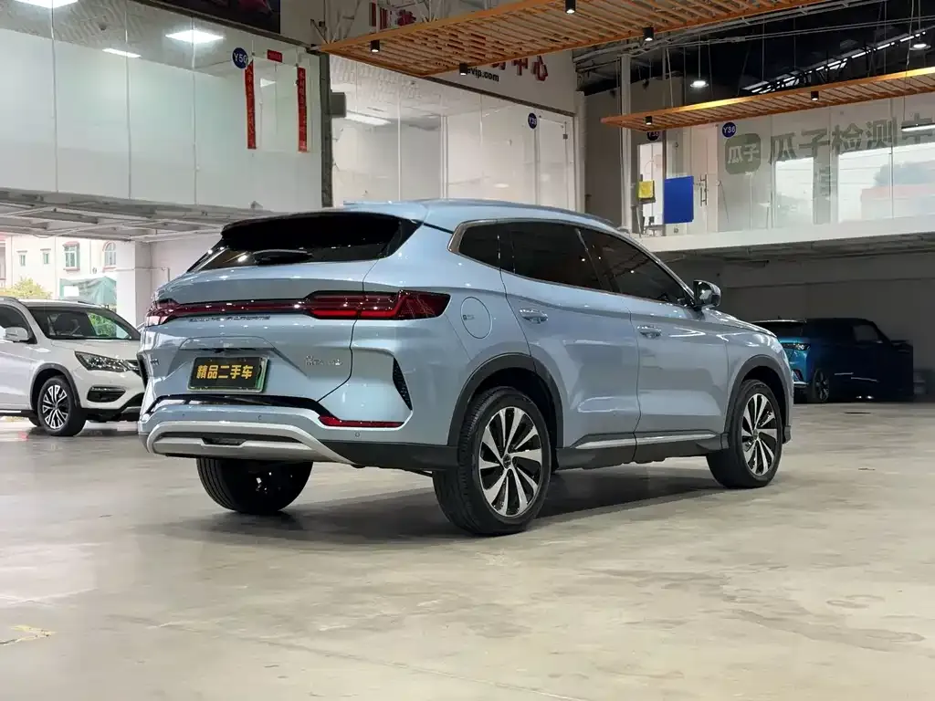 BYD PLUS New Energy — фото 4