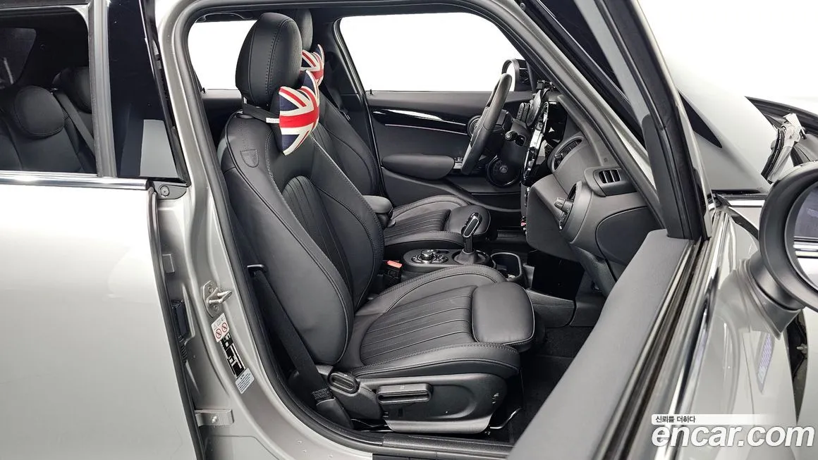 Mini Cooper 2024 из KR, фото 10