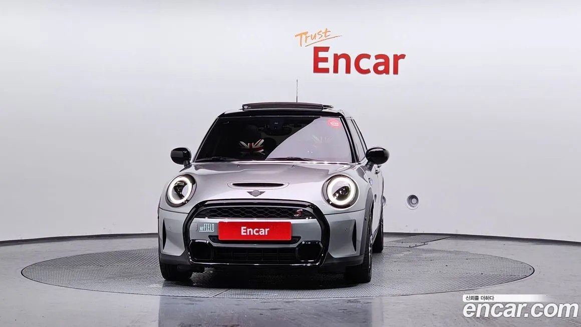 Mini Cooper 2024 из KR, фото 2
