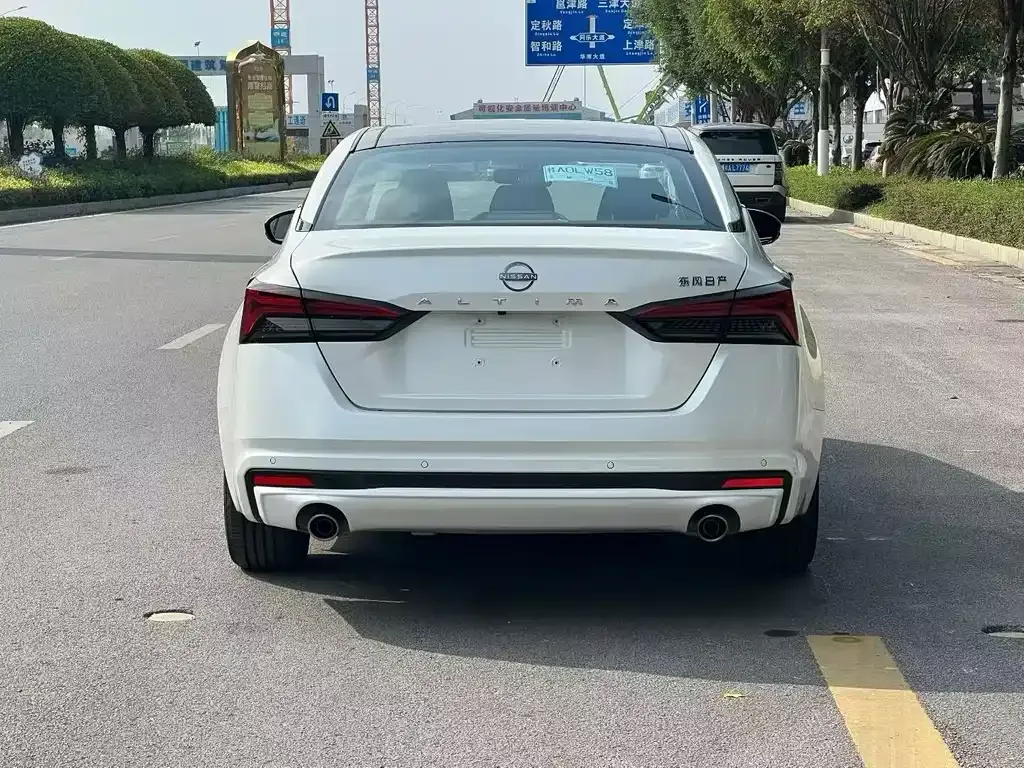 Nissan Teana 2023 из CN, фото 5