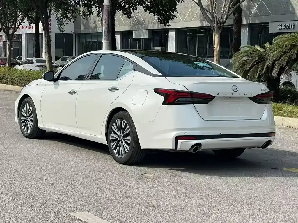 Nissan Teana 2023 из CN, фото 8