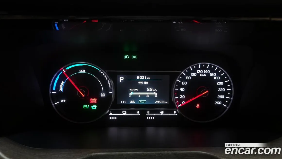 Kia Sorento — фото 5