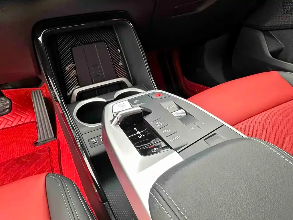 BMW X1 2023 из CN, фото 3