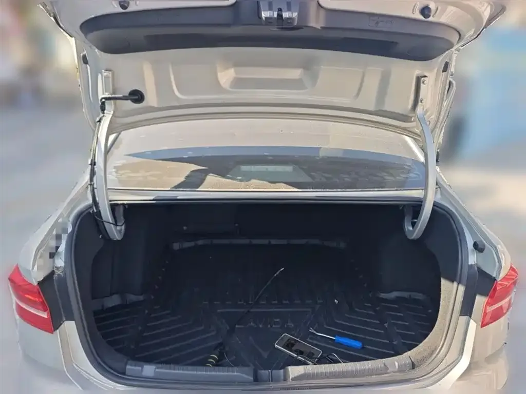Volkswagen Lavida 2021 из CN, фото 3