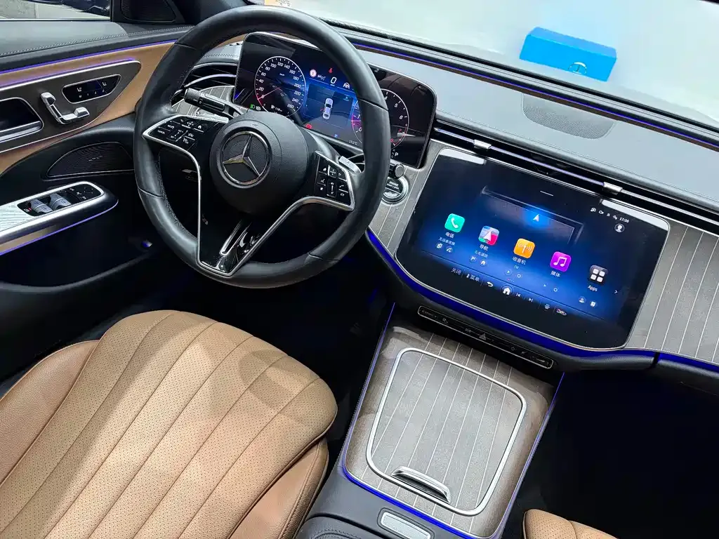 Mercedes-Benz E-Class — фото 10