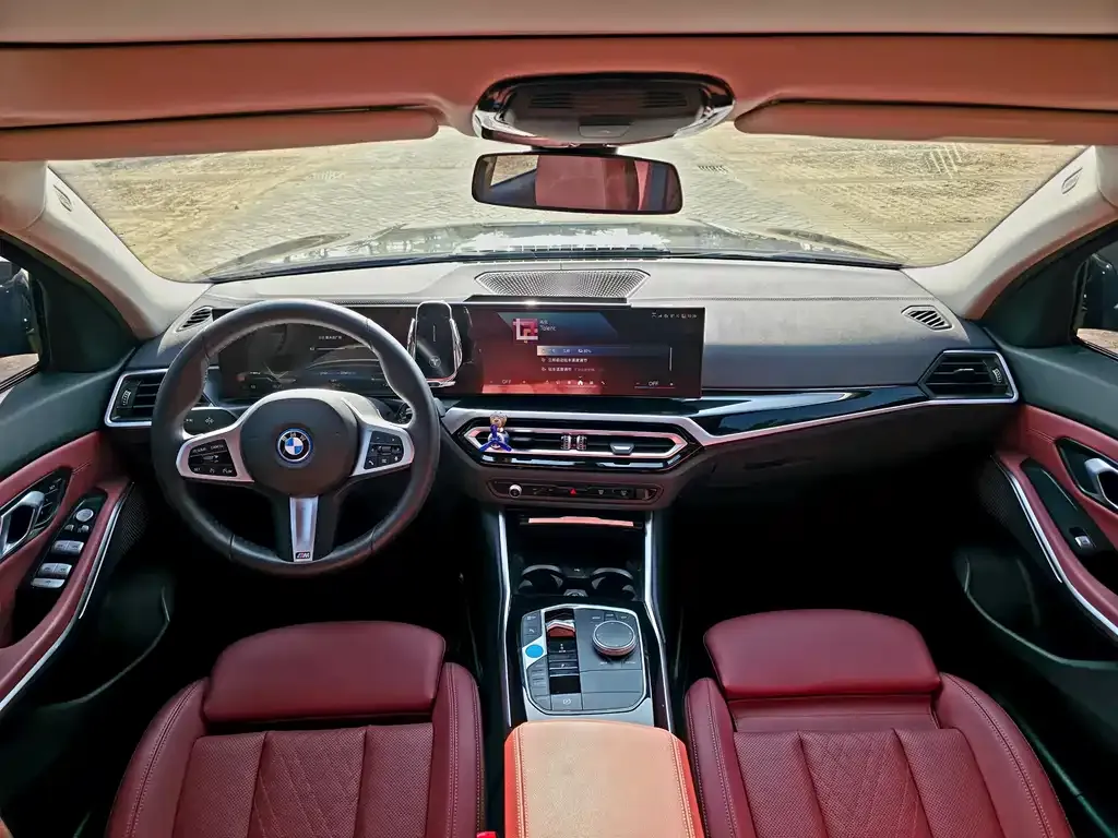 BMW i3 2024 из CN, фото 2