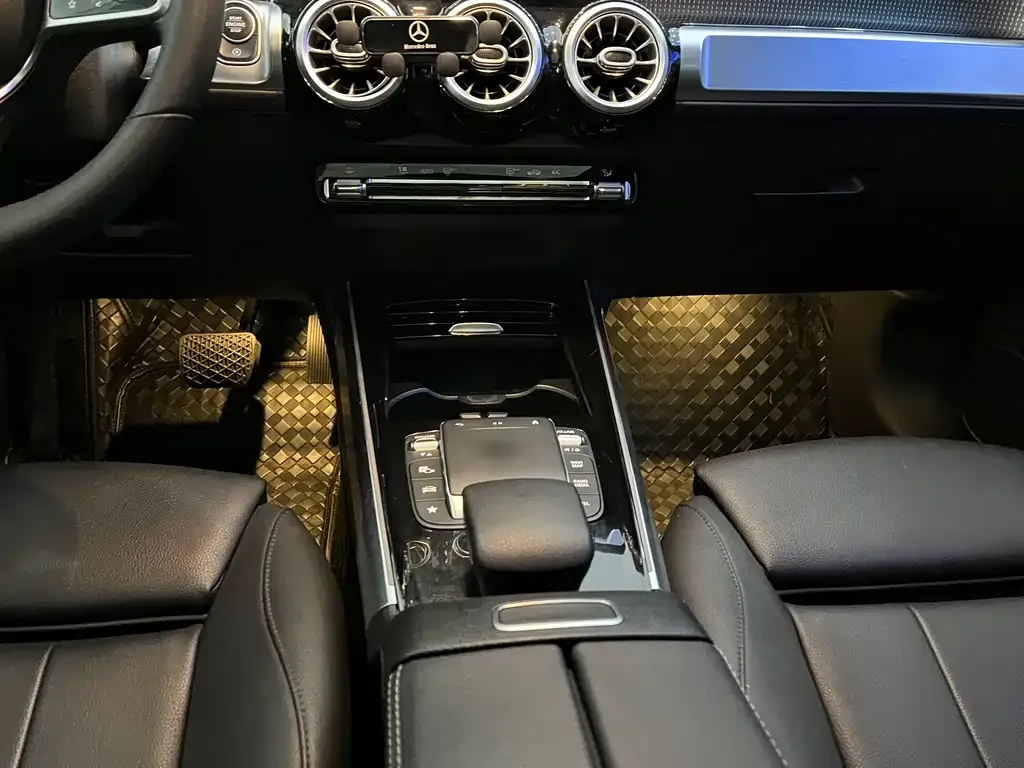 Mercedes-Benz GLB 2021 из CN, фото 10