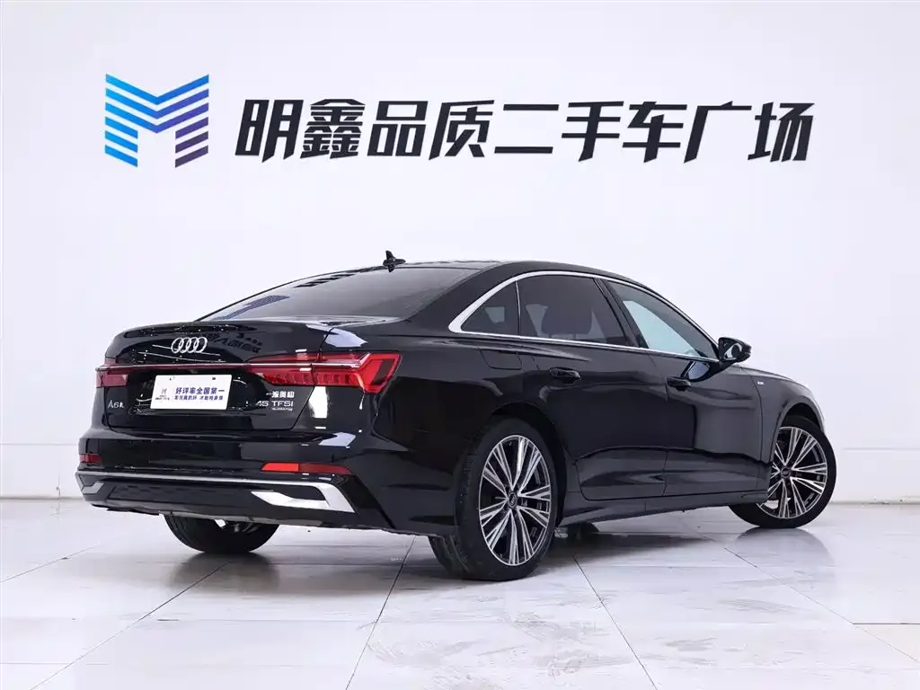 Audi A6L — фото 2