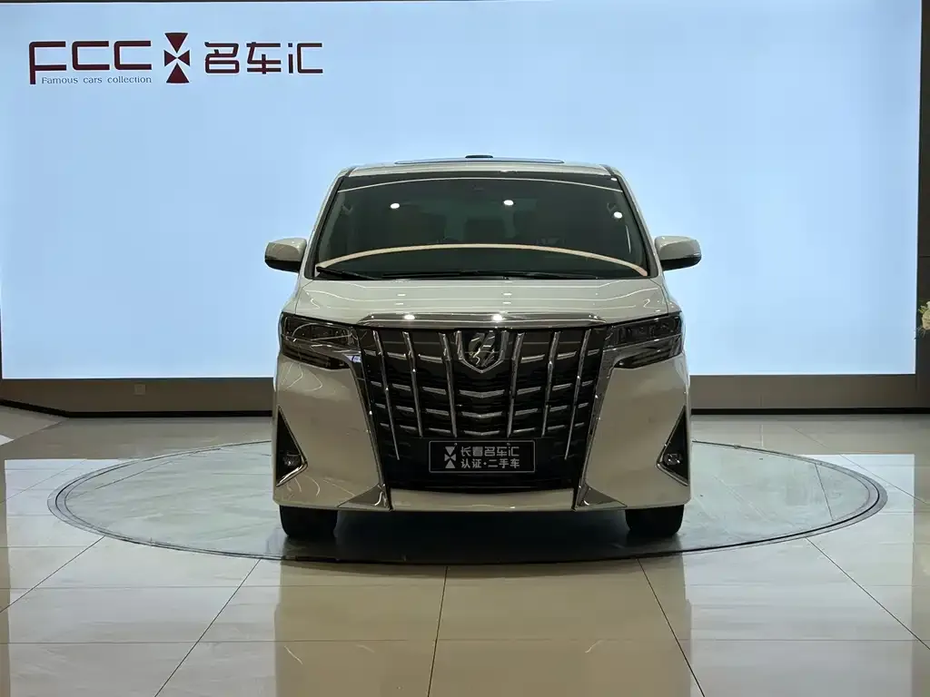Toyota Alphard 2023 из CN, фото 6