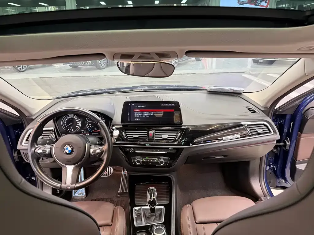 BMW 1 Series 2022 из CN, фото 8